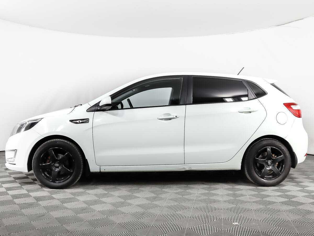 Kia Rio с пробегом — 2012 год. Фото: #7