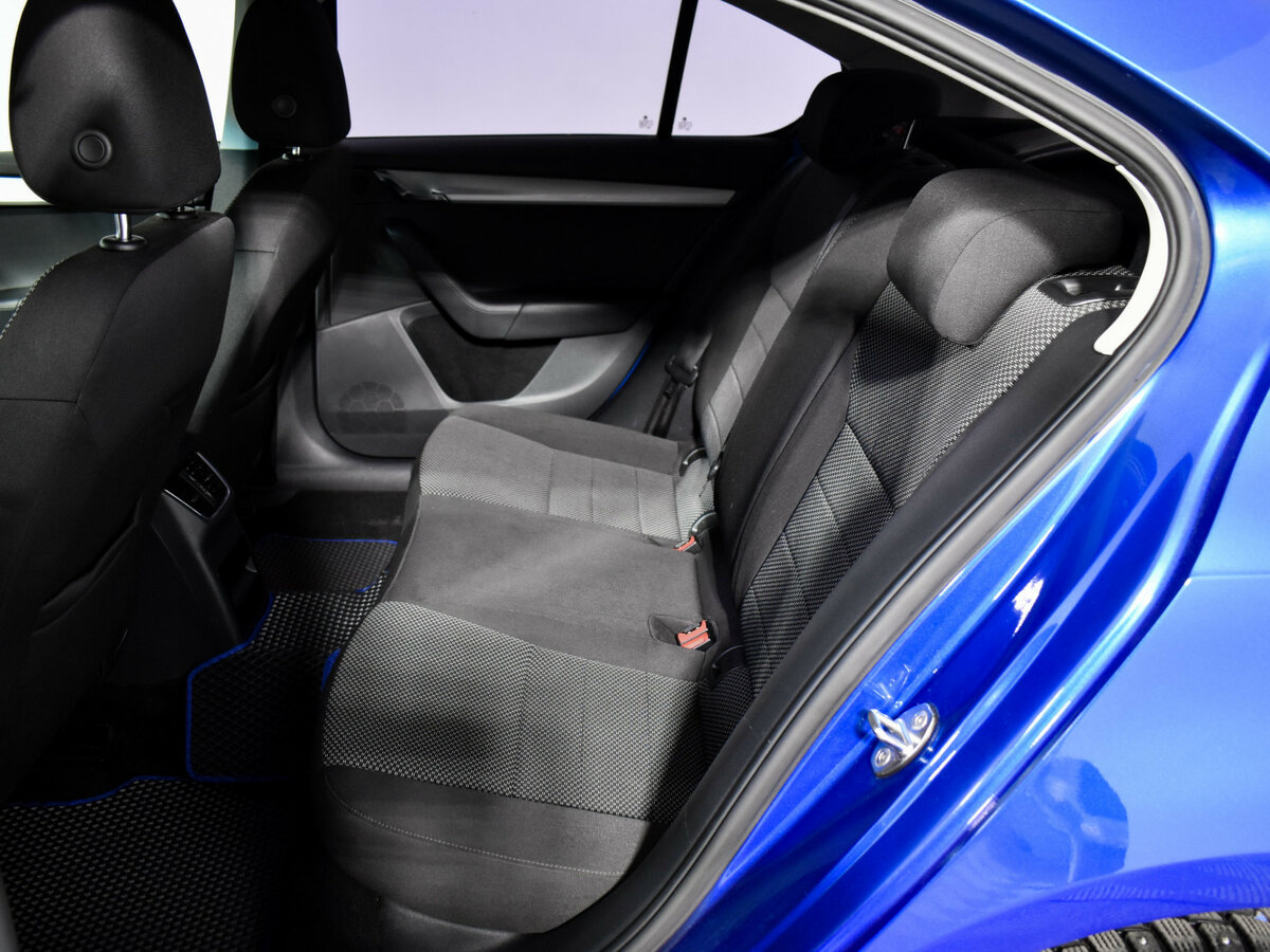 Skoda Octavia с пробегом — 2013 год. Фото: #10