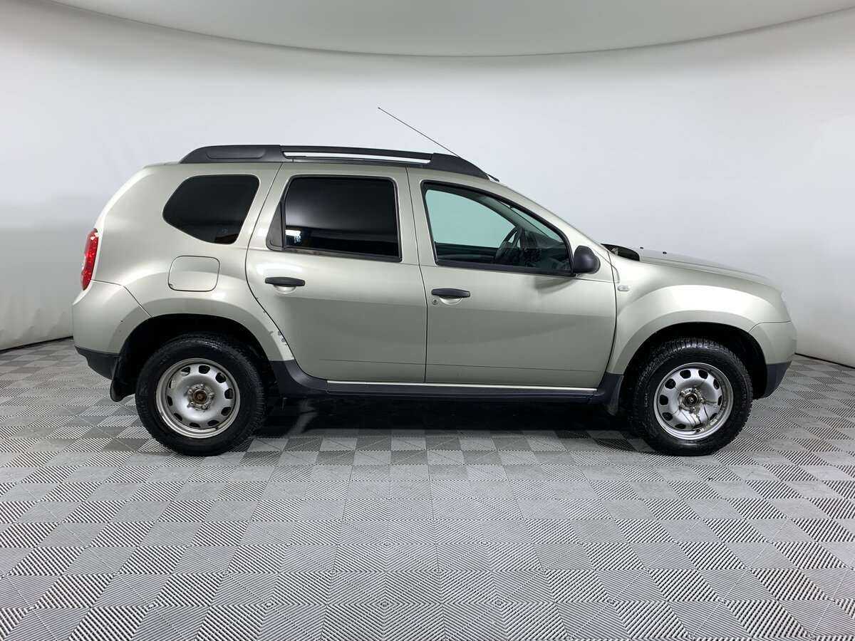 Renault Duster с пробегом — 2014 год. Фото: #3