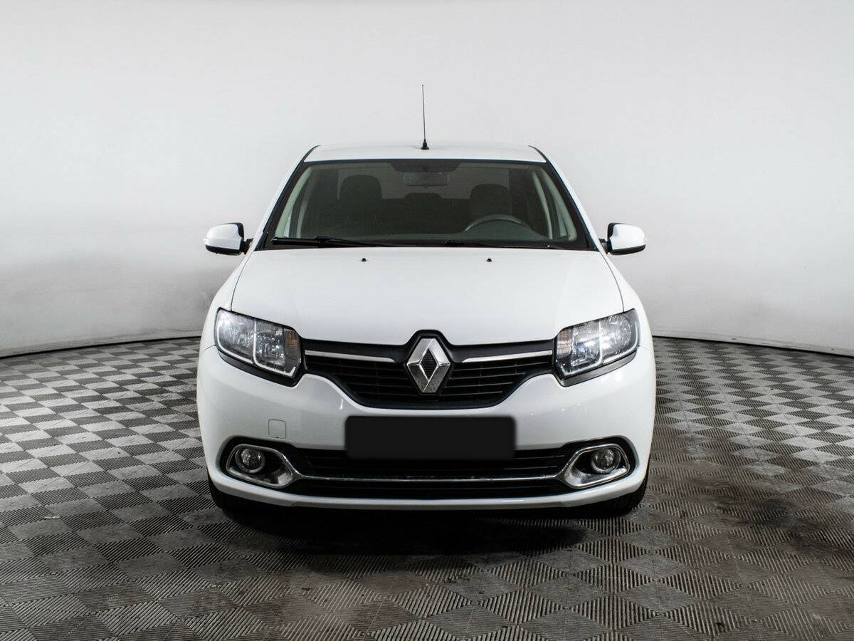 Renault Logan с пробегом — 2017 год. Фото: #1