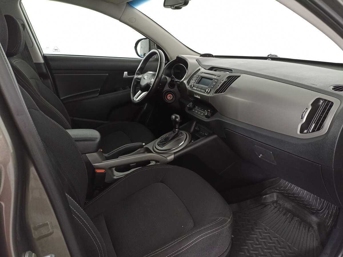 Kia Sportage с пробегом — 2014 год. Фото: #8