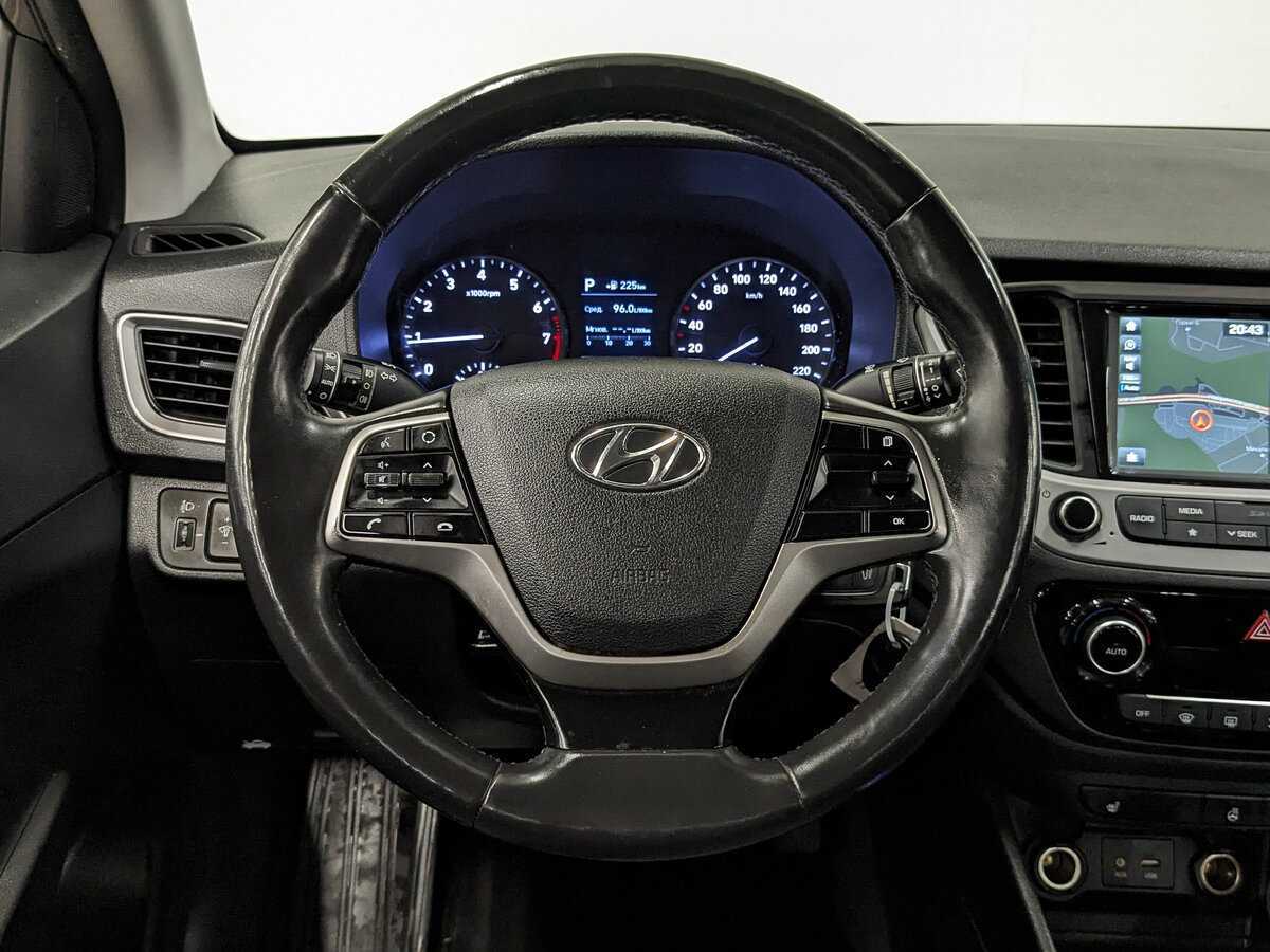 Hyundai Solaris с пробегом — 2018 год. Фото: #17