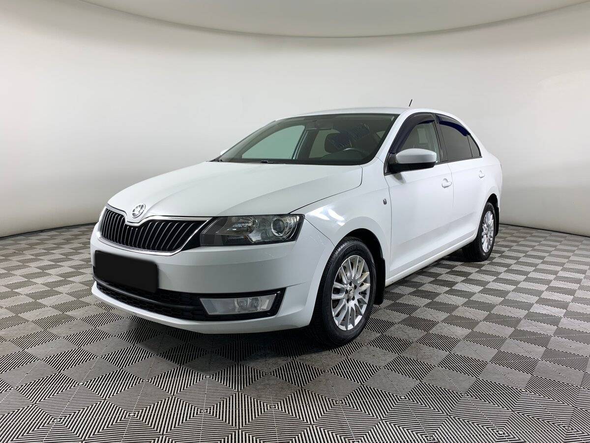 Skoda Rapid с пробегом — 2015 год. Посмотреть фото