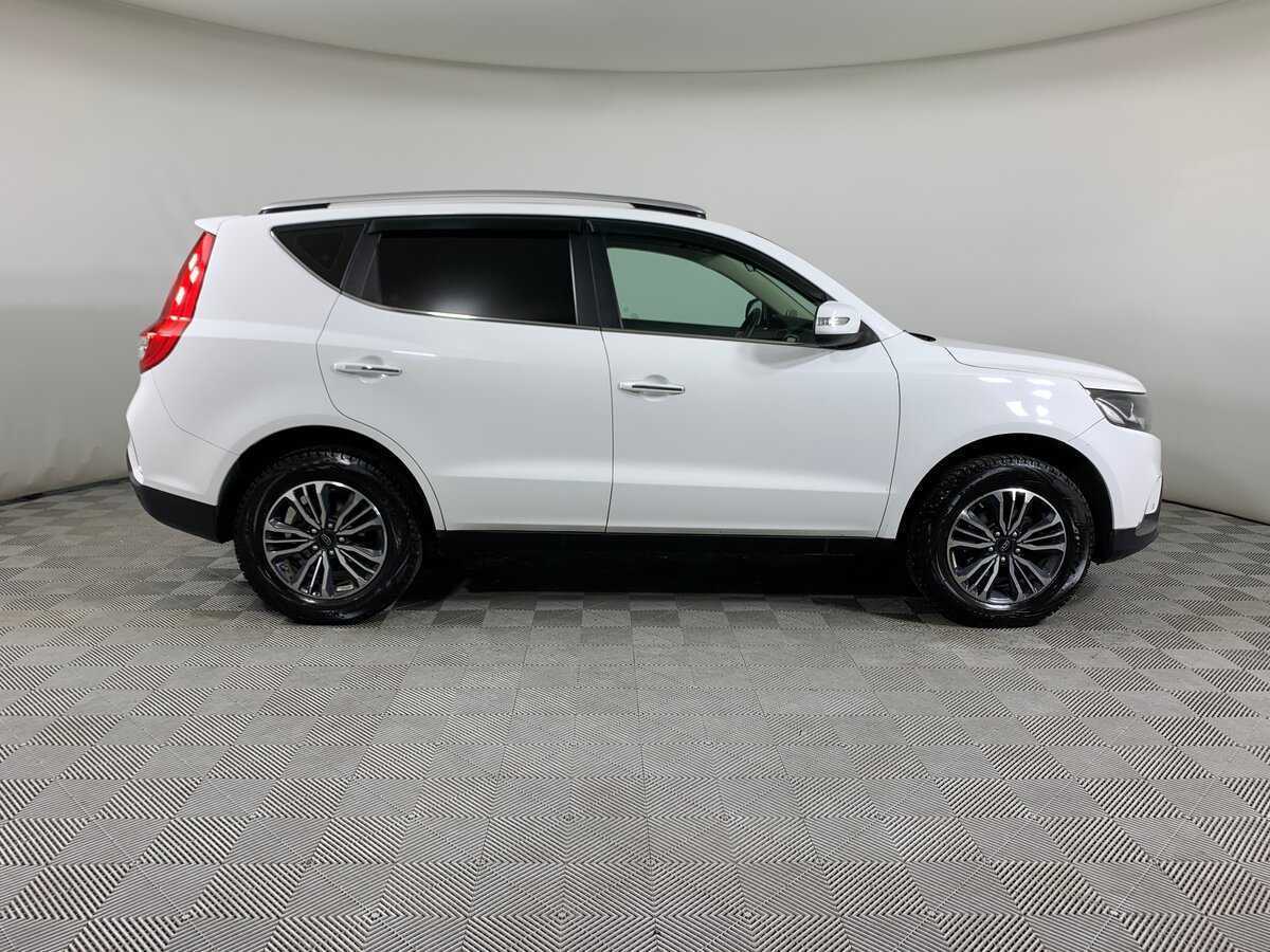 Geely Emgrand X7 с пробегом — 2020 год. Фото: #3