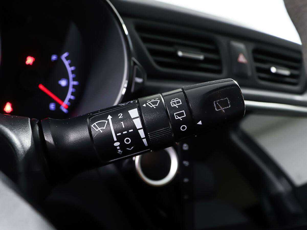 Kia Rio с пробегом — 2013 год. Фото: #15