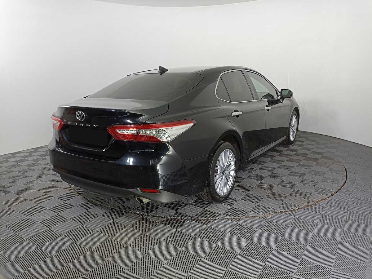 Toyota Camry с пробегом — 2020 год. Фото: #4