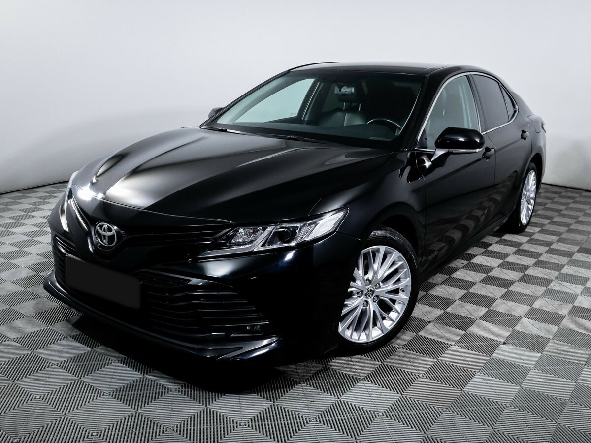 Toyota Camry с пробегом — 2019 год. Фото: #15