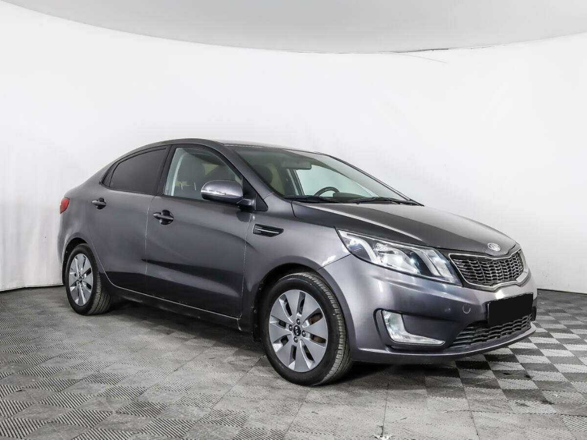 Kia Rio с пробегом — 2012 год. Фото: #1