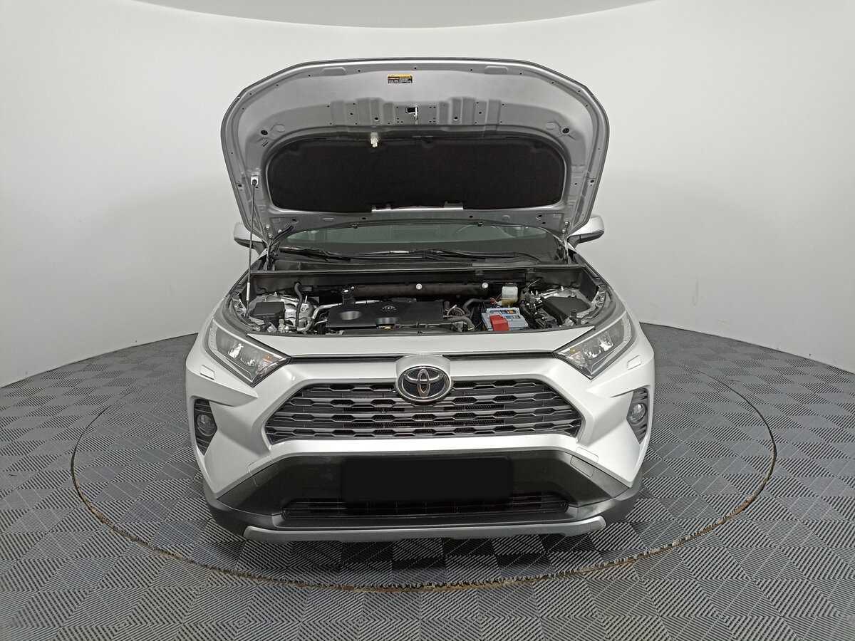 Toyota RAV4 с пробегом — 2019 год. Фото: #8