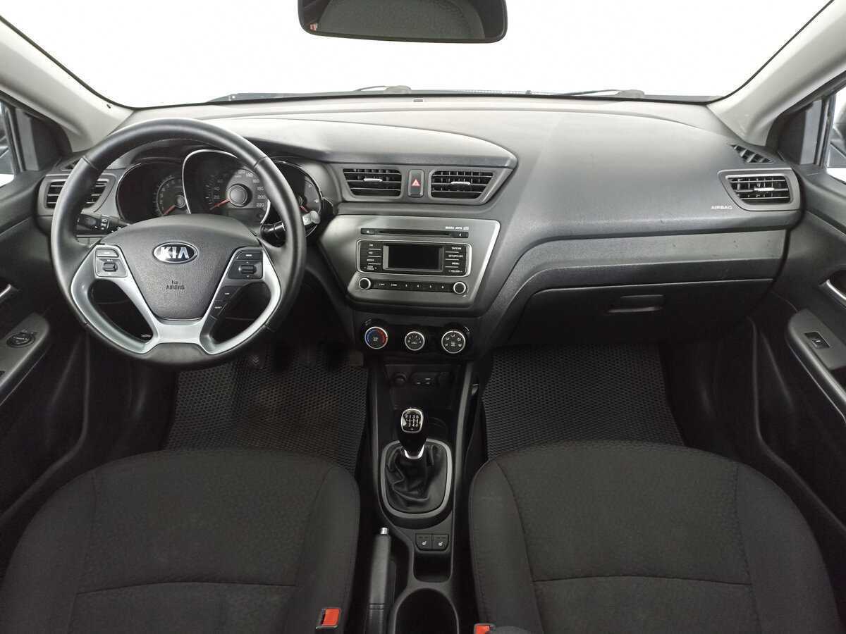 Kia Rio с пробегом — 2016 год. Фото: #13
