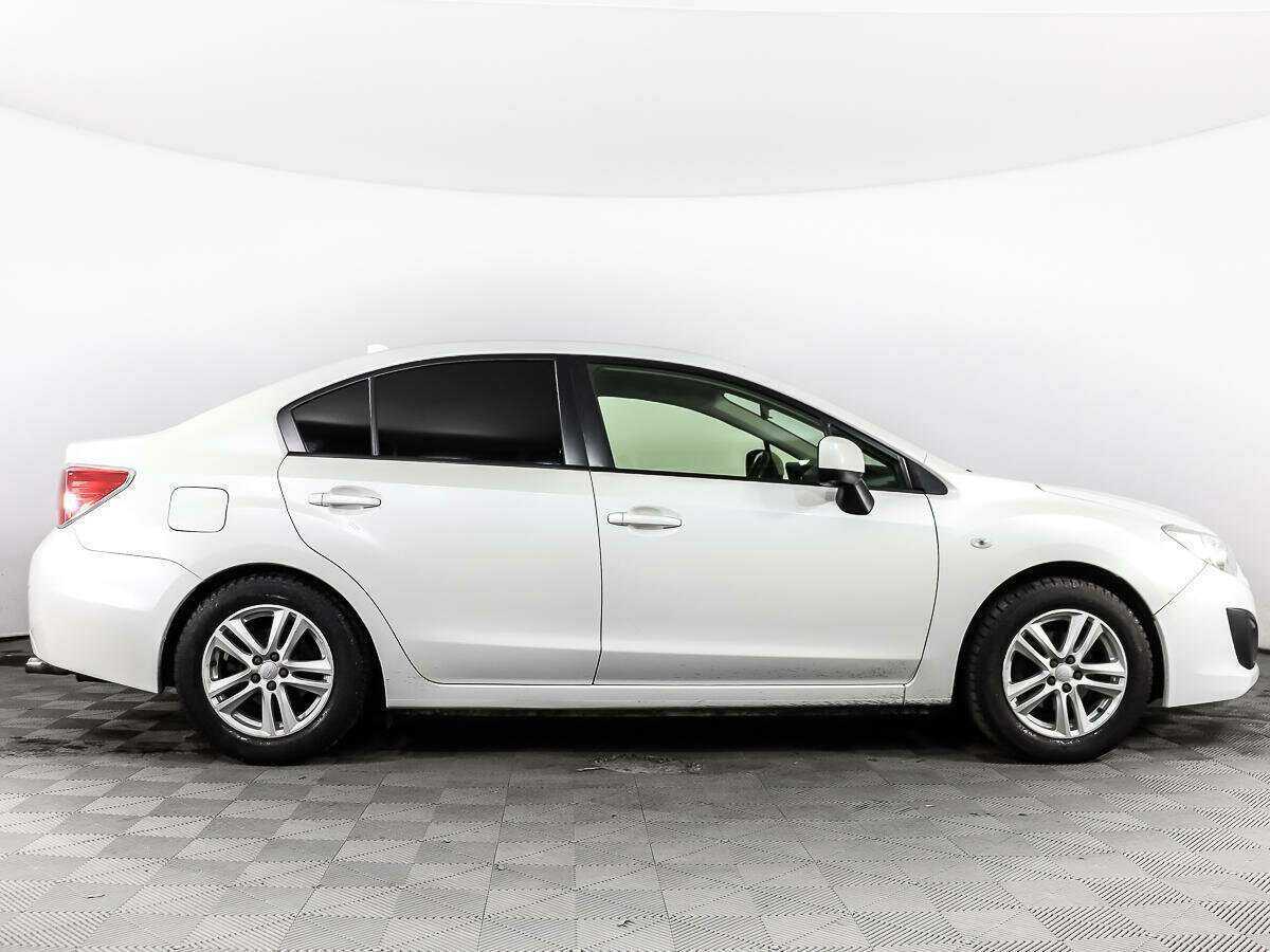 Subaru Impreza с пробегом — 2012 год. Фото: #3