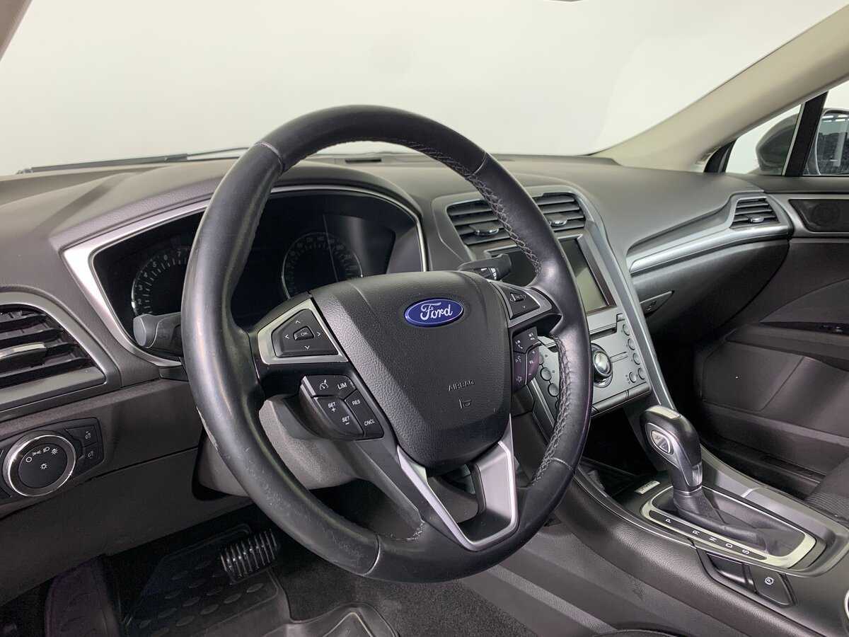 Ford Mondeo с пробегом — 2017 год. Фото: #11