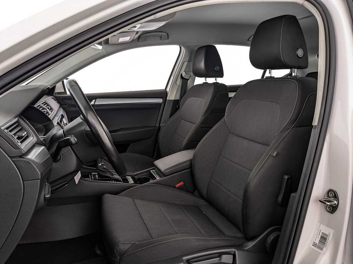 Skoda Superb с пробегом — 2017 год. Фото: #17