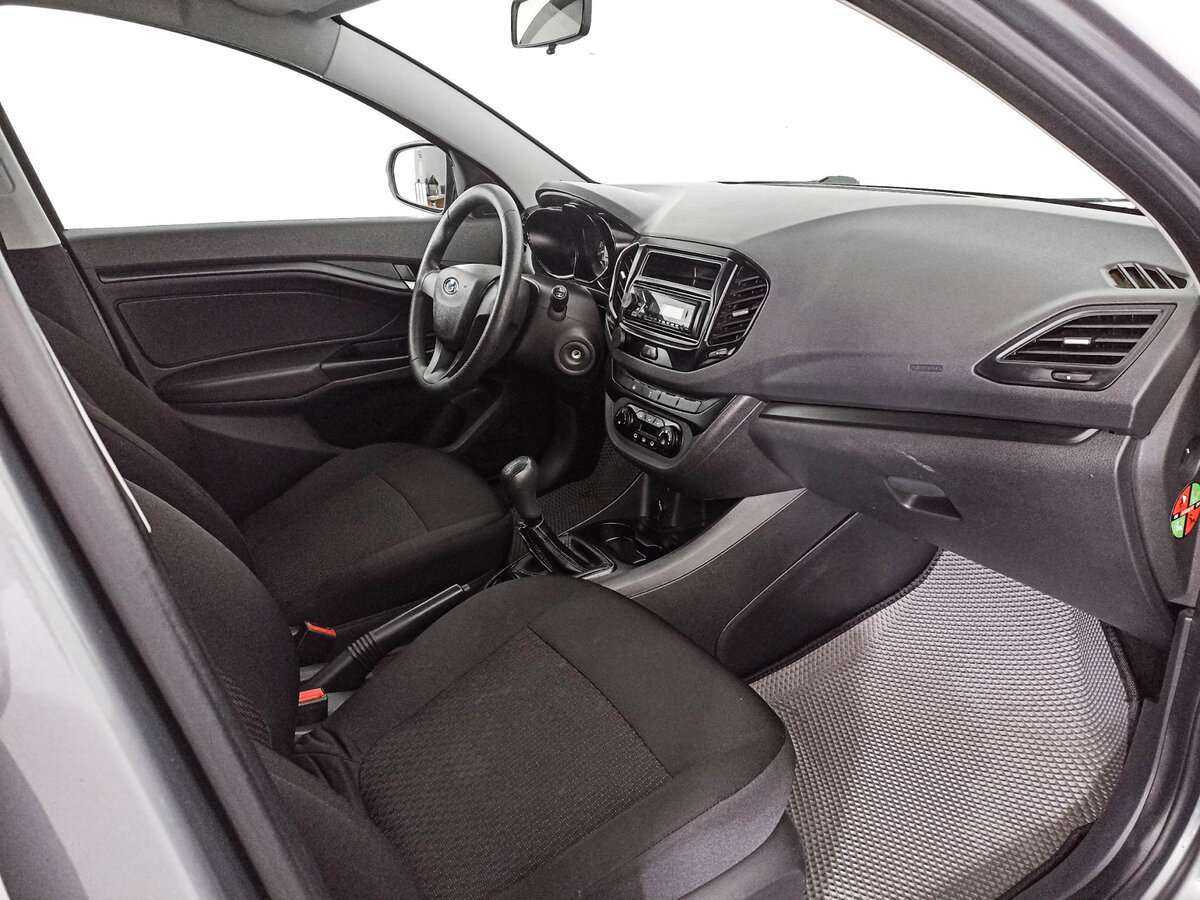 Lada (ВАЗ) Vesta с пробегом — 2018 год. Фото: #8