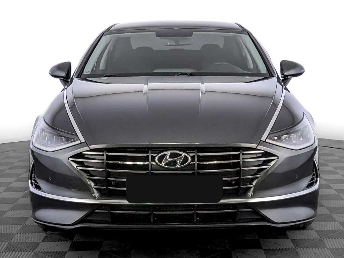 Hyundai Sonata с пробегом — 2021 год. Фото: #1
