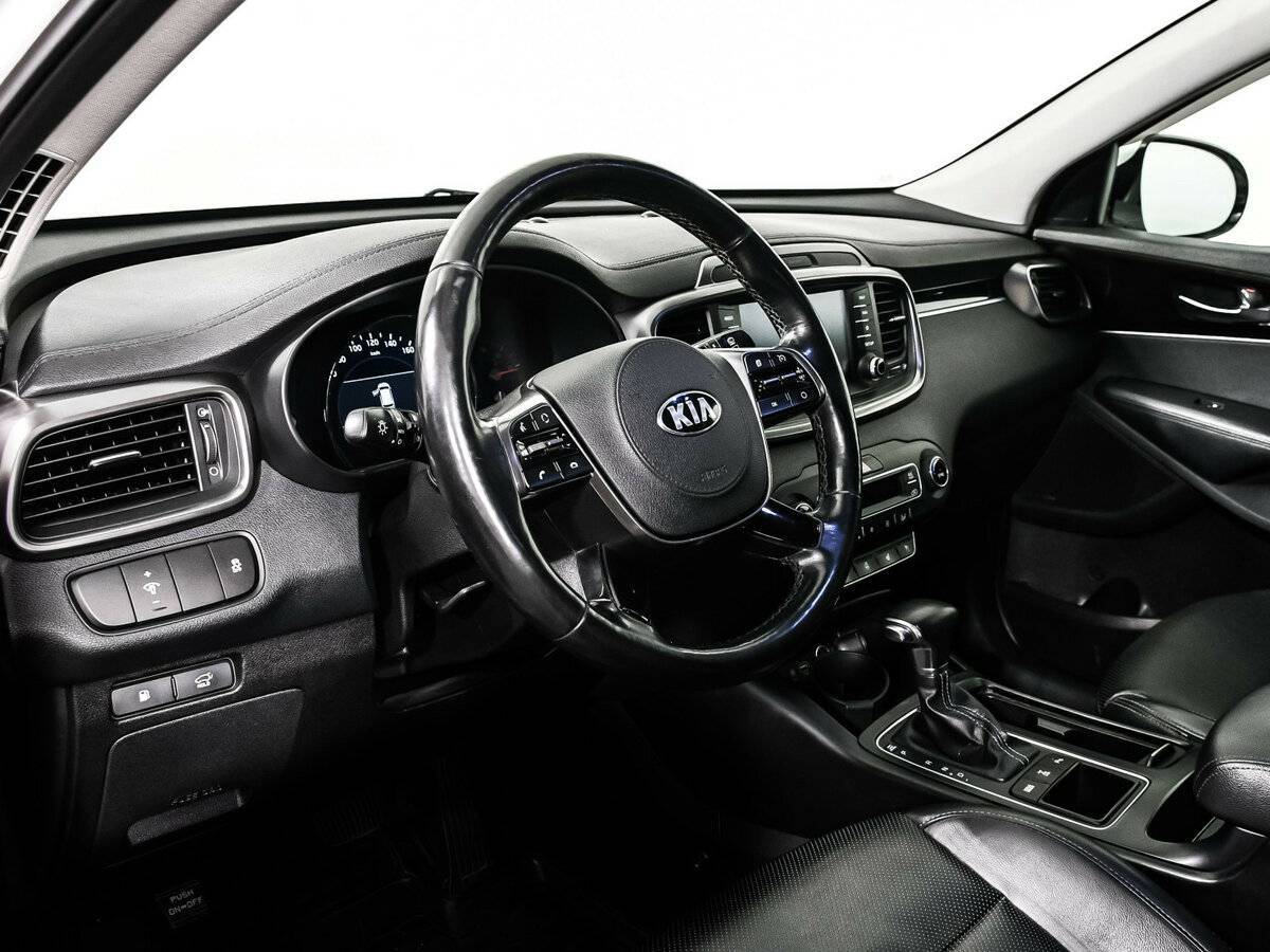 Kia Sorento с пробегом — 2018 год. Фото: #12