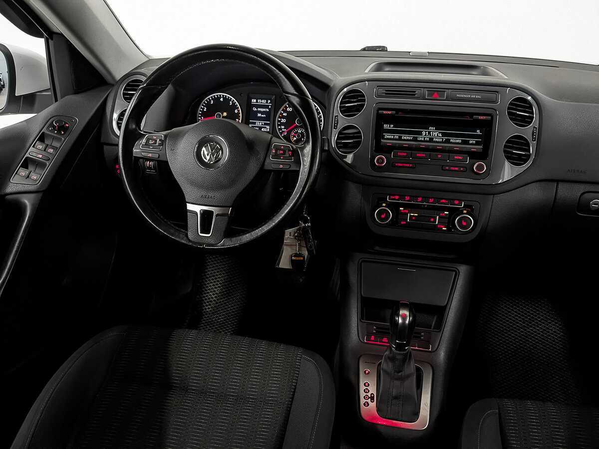 Volkswagen Tiguan с пробегом — 2013 год. Фото: #24
