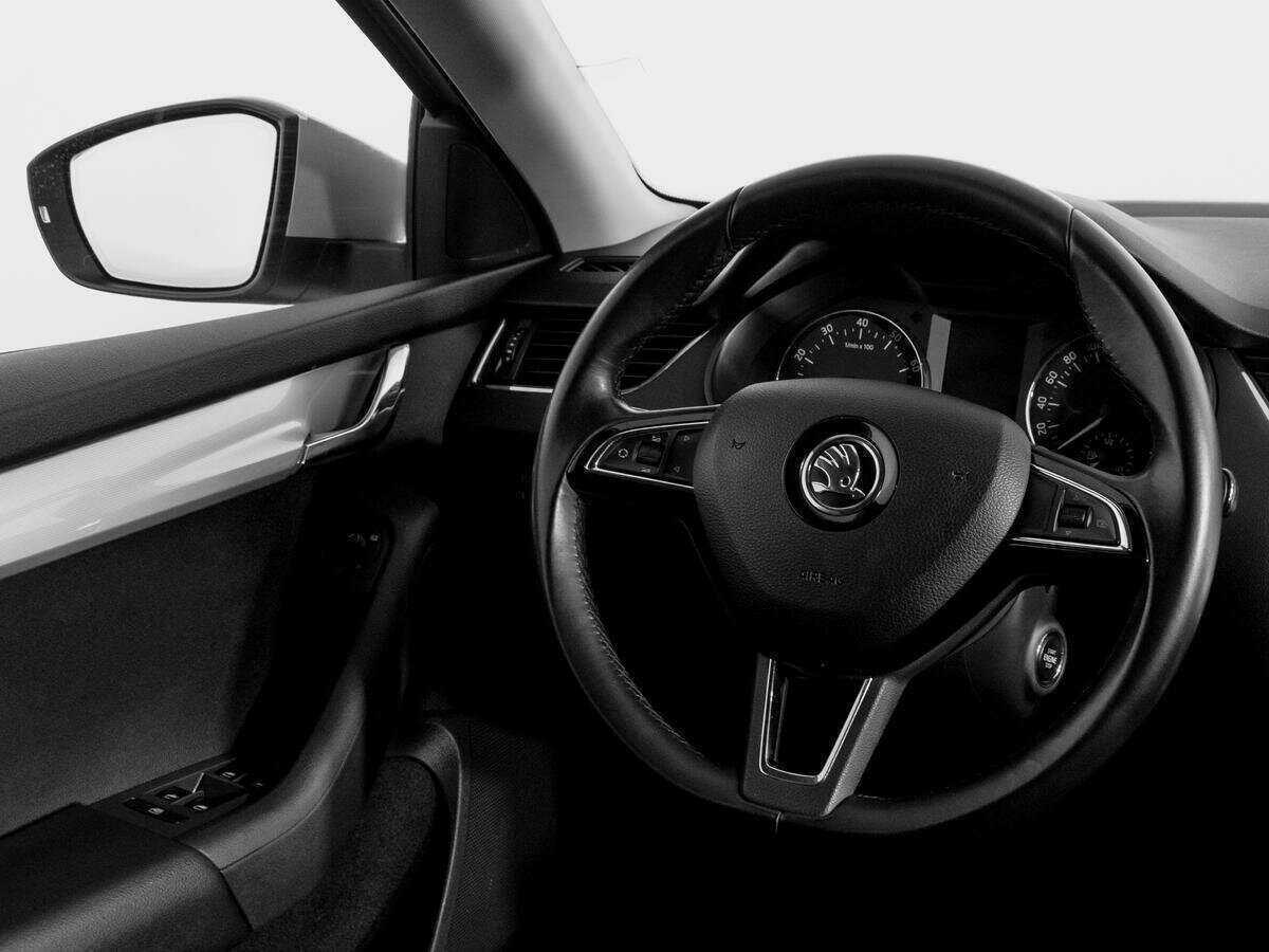 Skoda Octavia с пробегом — 2013 год. Фото: #14