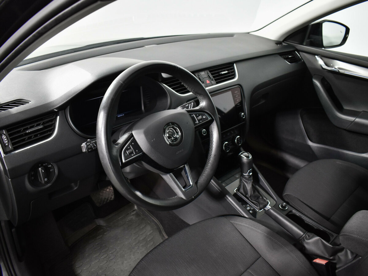 Skoda Octavia с пробегом — 2019 год. Фото: #8