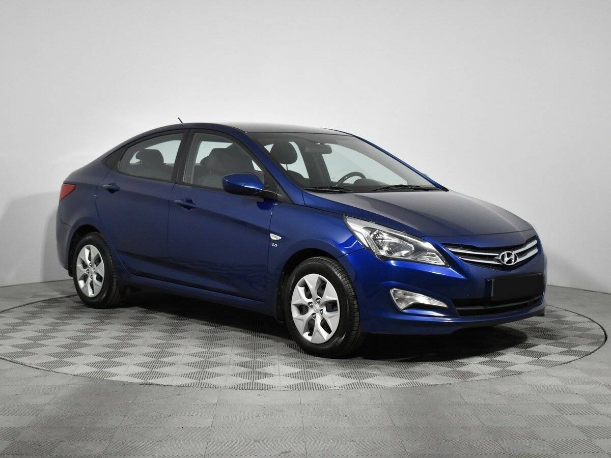 Hyundai Solaris с пробегом — 2015 год. Фото: #2