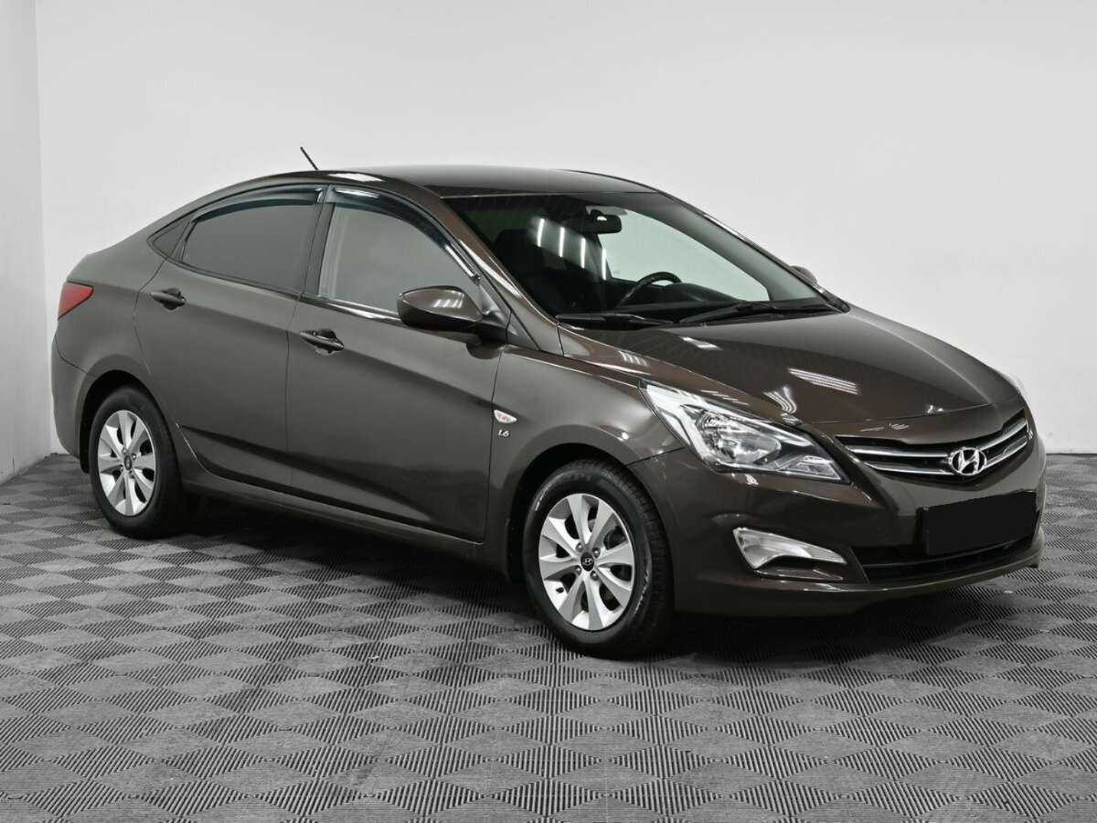 Hyundai Solaris с пробегом — 2016 год. Фото: #2