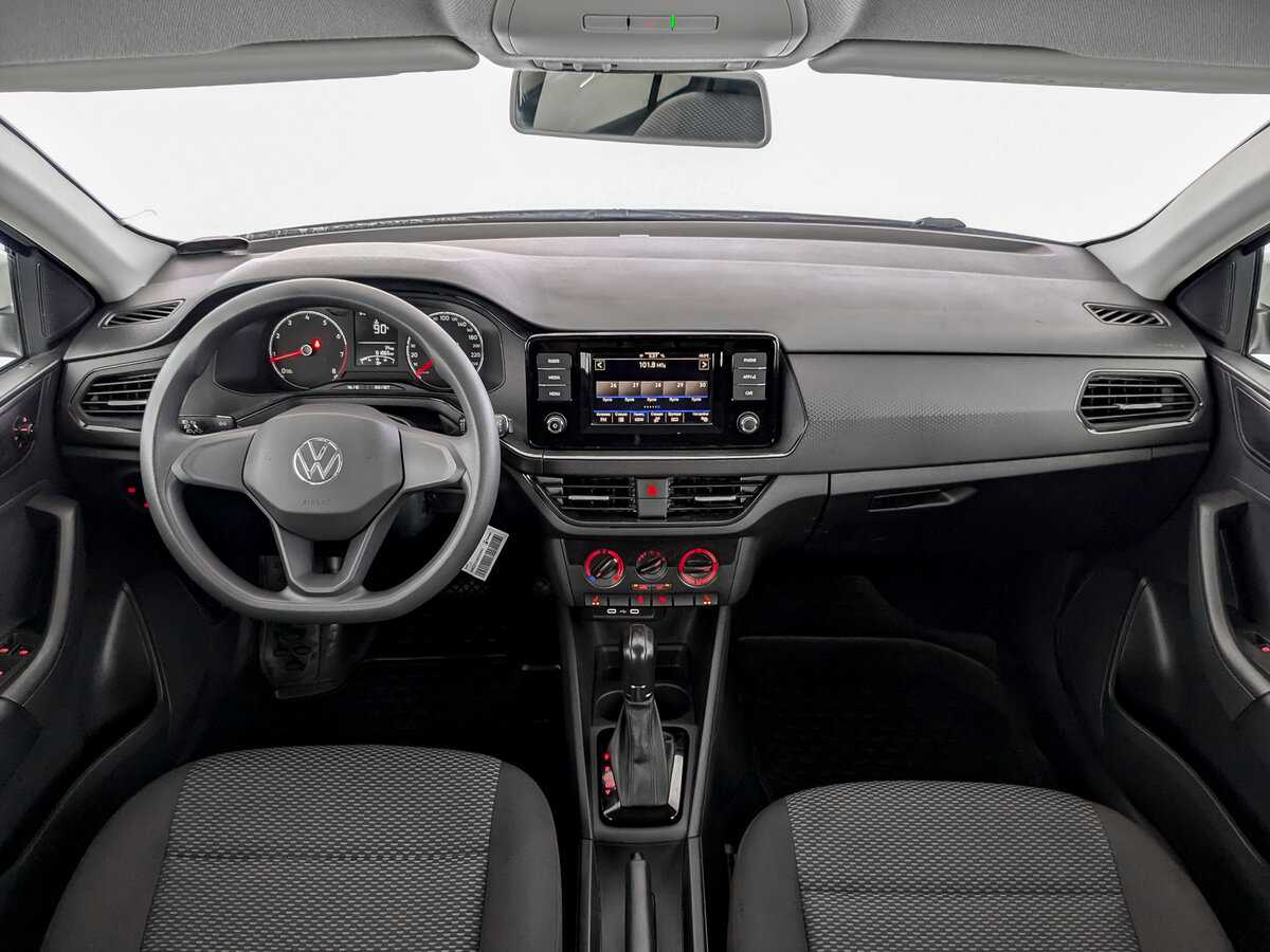 Volkswagen Polo с пробегом — 2020 год. Фото: #11