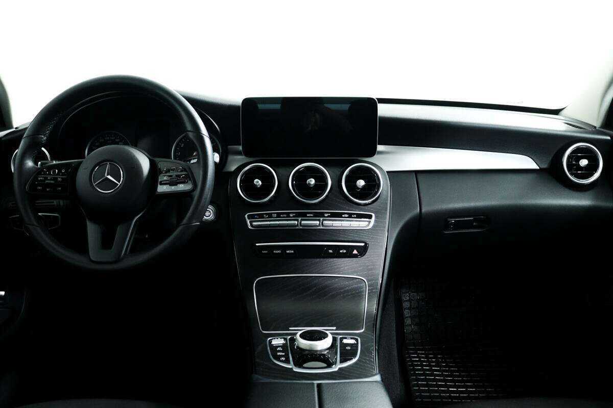 Mercedes-Benz C-Класс с пробегом — 2018 год. Фото: #9