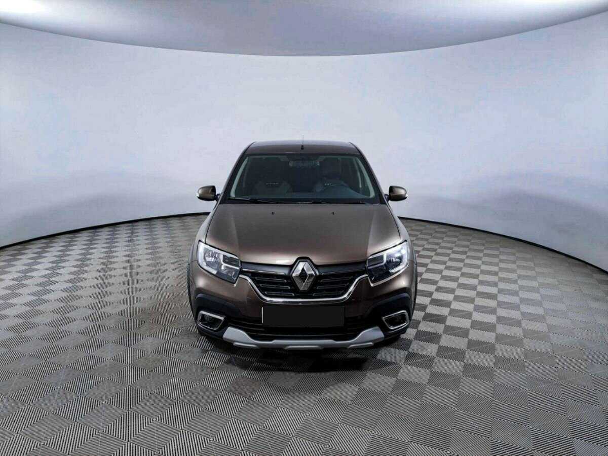Renault Logan с пробегом — 2019 год. Фото: #1