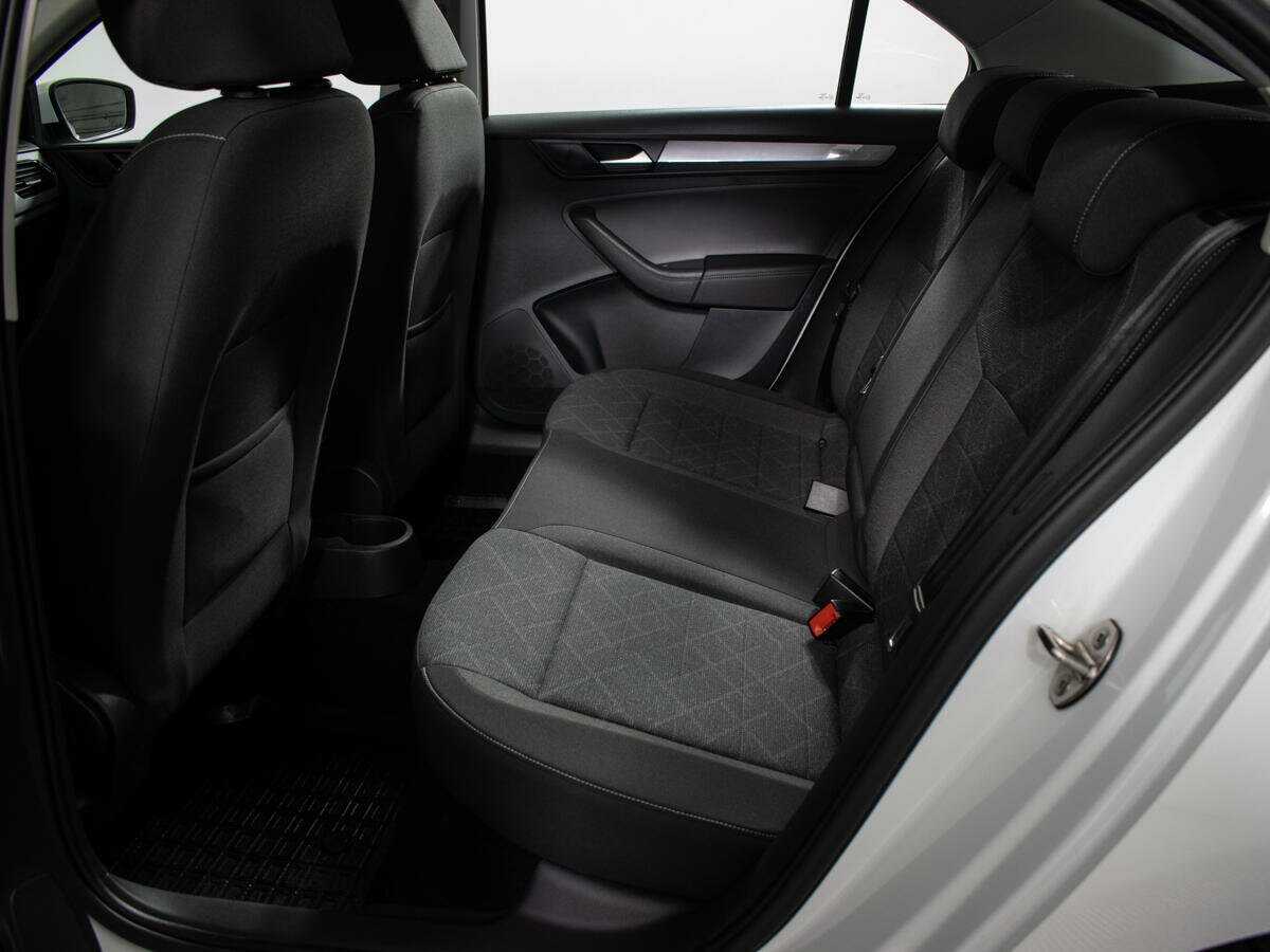 Volkswagen Polo с пробегом — 2020 год. Фото: #8