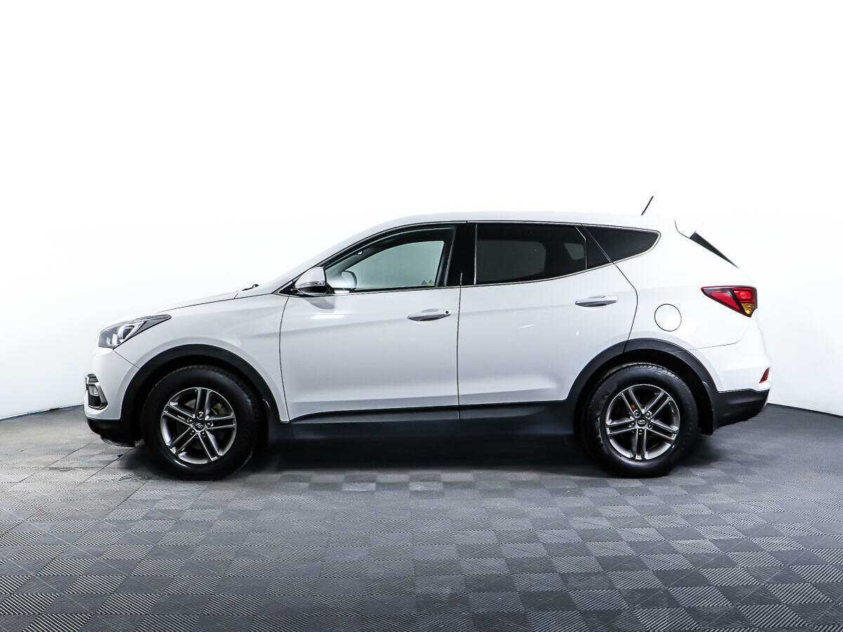 Hyundai Santa Fe с пробегом — 2016 год. Фото: #6