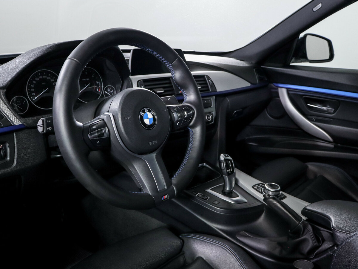 BMW 3 серии с пробегом — 2018 год. Фото: #11