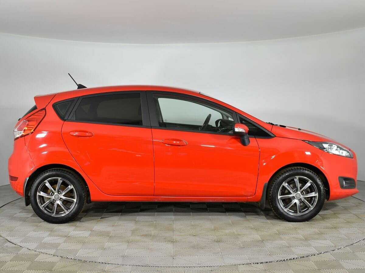 Ford Fiesta с пробегом — 2019 год. Фото: #4