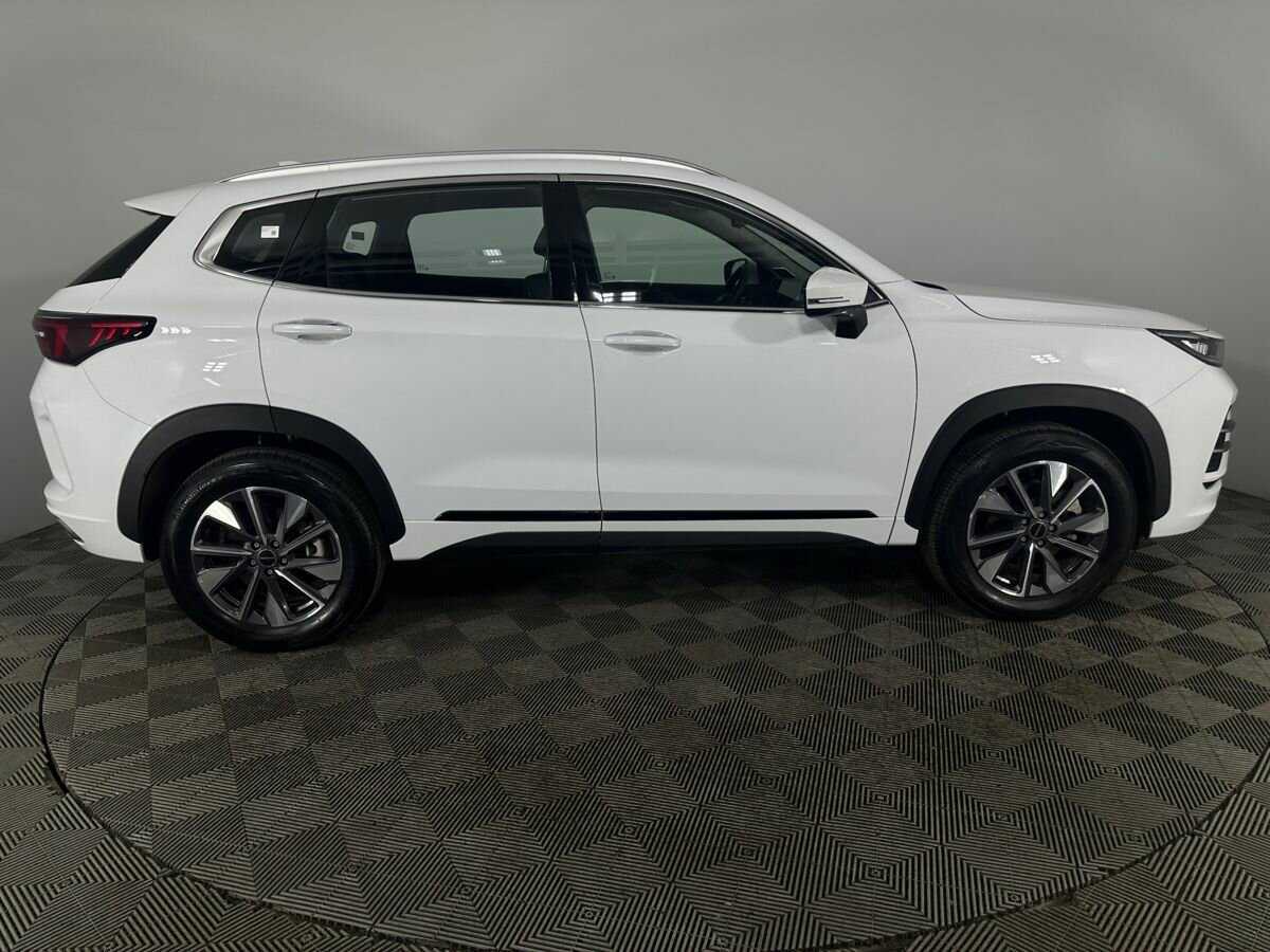 EXEED LX с пробегом — 2023 год. Фото: #3