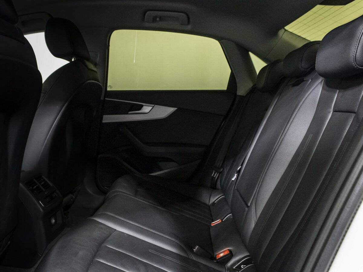 Audi A4 с пробегом — 2018 год. Фото: #8