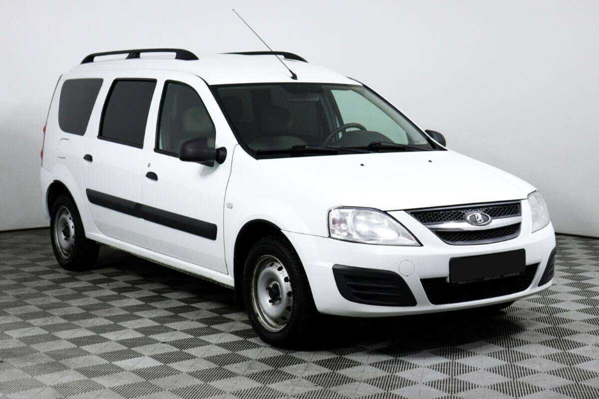 Lada (ВАЗ) Largus с пробегом — 2019 год. Фото: #2