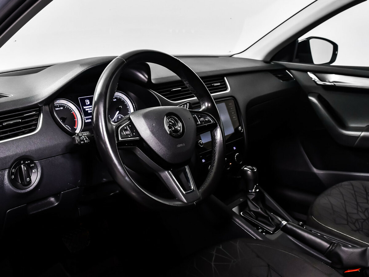 Skoda Octavia с пробегом — 2020 год. Фото: #10