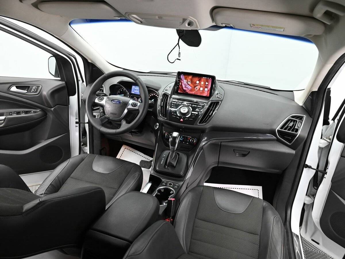 Ford Kuga с пробегом — 2013 год. Фото: #10