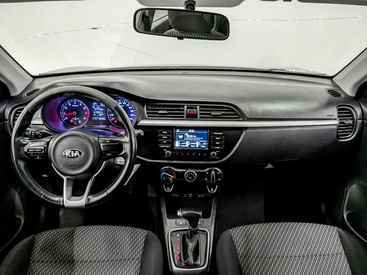 Kia Rio с пробегом — 2020 год. Фото: #13