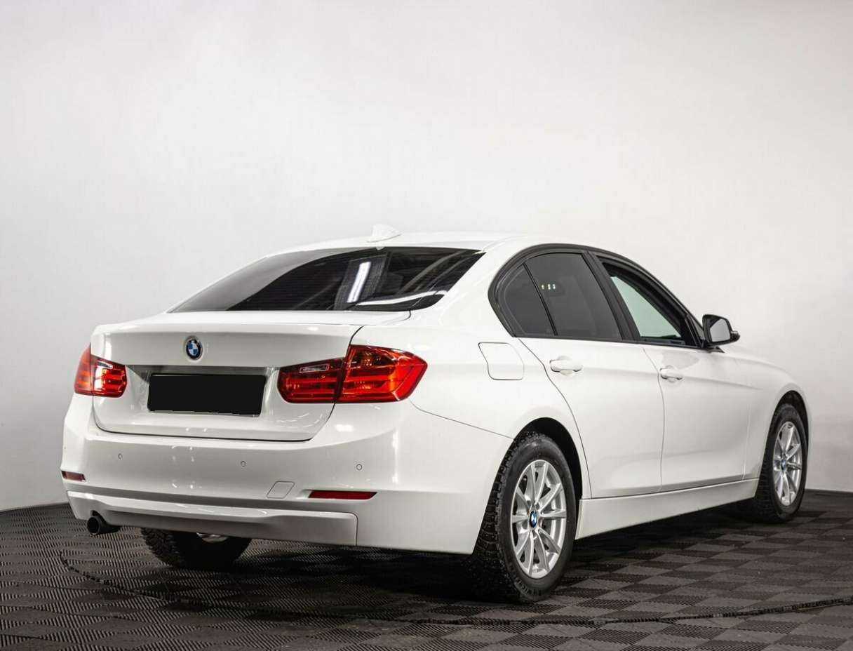BMW 3 серии с пробегом — 2014 год. Фото: #5