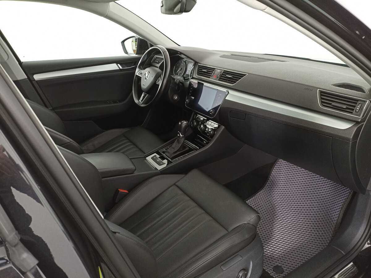 Skoda Superb с пробегом — 2018 год. Фото: #8
