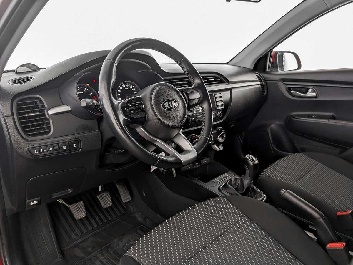 Kia Rio с пробегом — 2019 год. Фото: #13