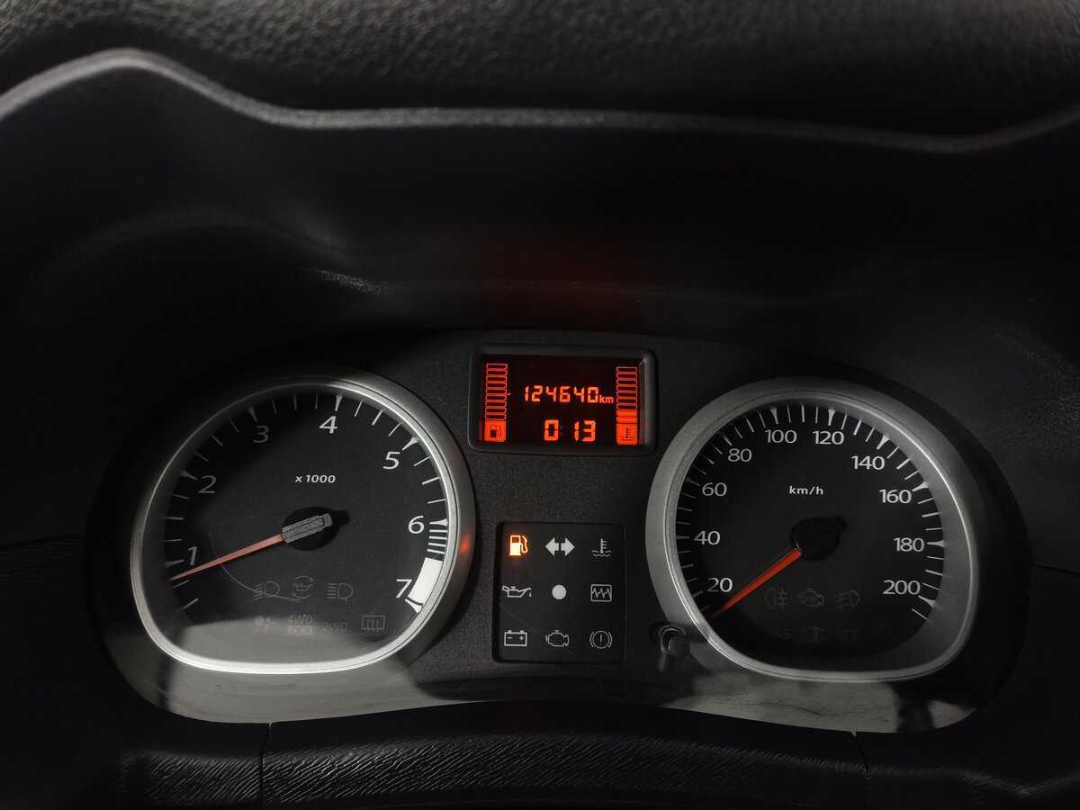 Renault Duster с пробегом — 2013 год. Фото: #12