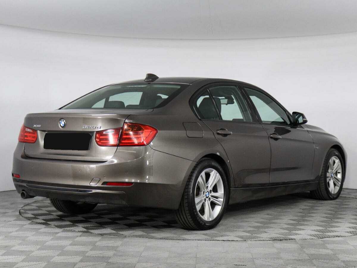 BMW 3 серии с пробегом — 2013 год. Фото: #1