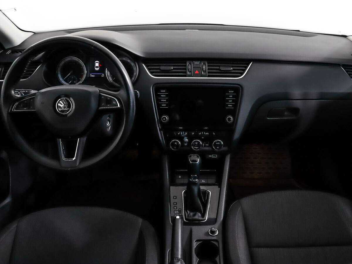 Skoda Octavia с пробегом — 2018 год. Фото: #11