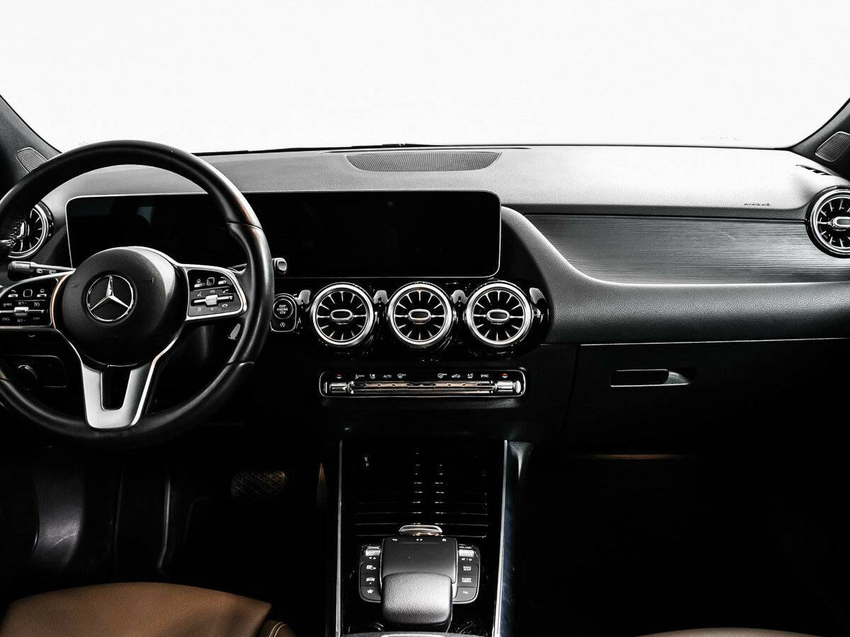 Mercedes-Benz GLA с пробегом — 2020 год. Фото: #10