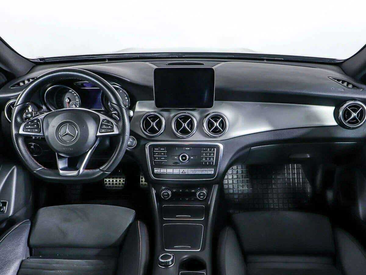 Mercedes-Benz GLA с пробегом — 2018 год. Фото: #11