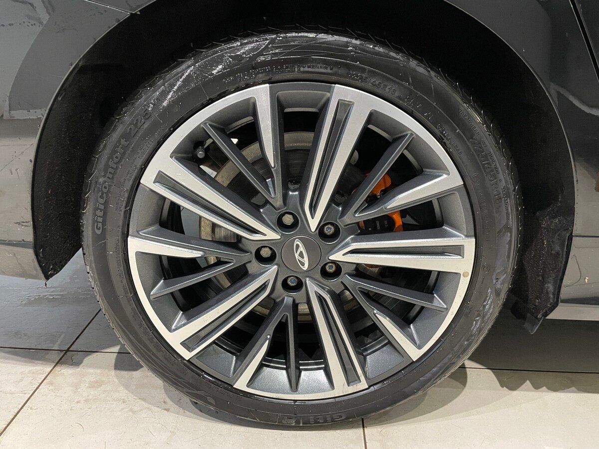 Chery Arrizo 8 с пробегом — 2023 год. Фото: #16