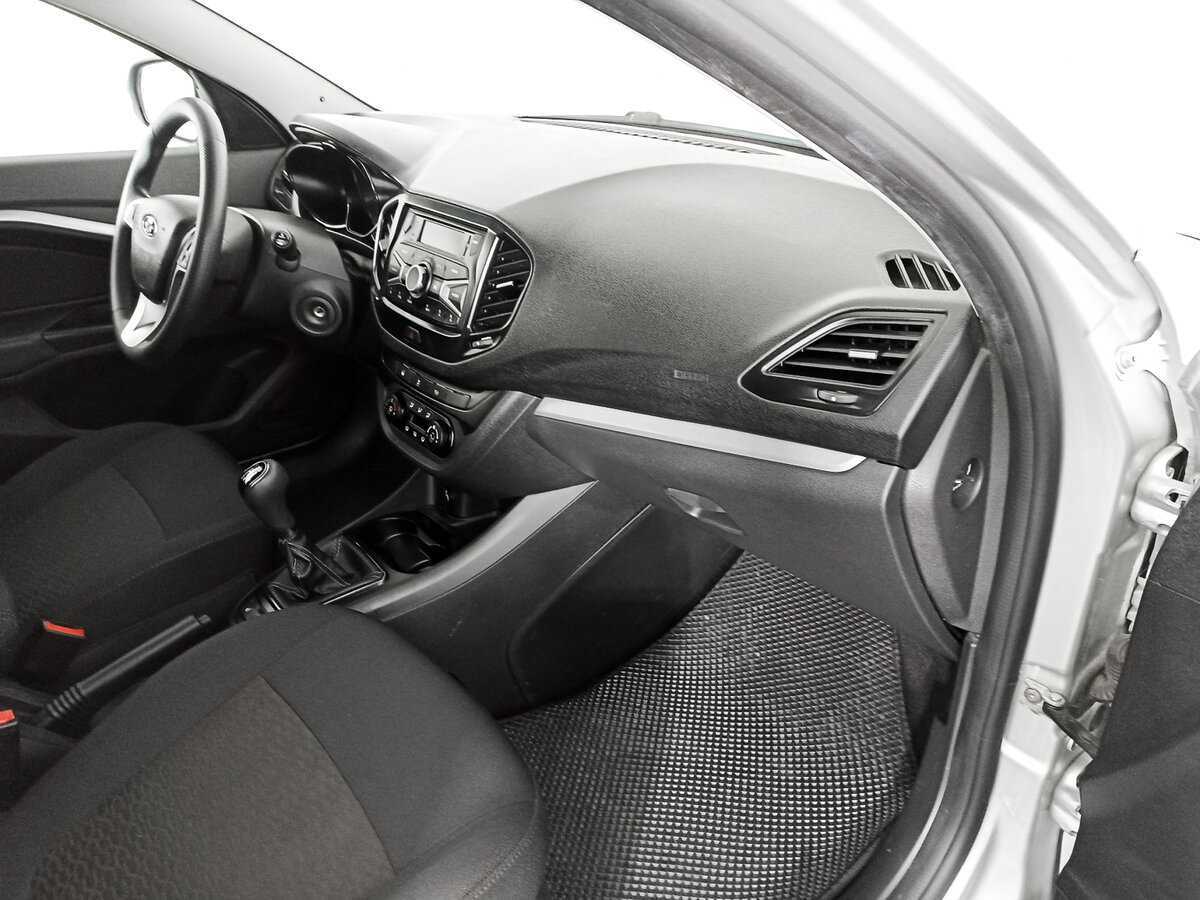 Lada (ВАЗ) Vesta с пробегом — 2019 год. Фото: #8