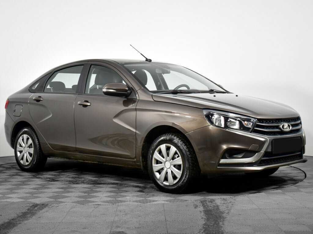 Lada (ВАЗ) Vesta с пробегом — 2017 год. Фото: #2