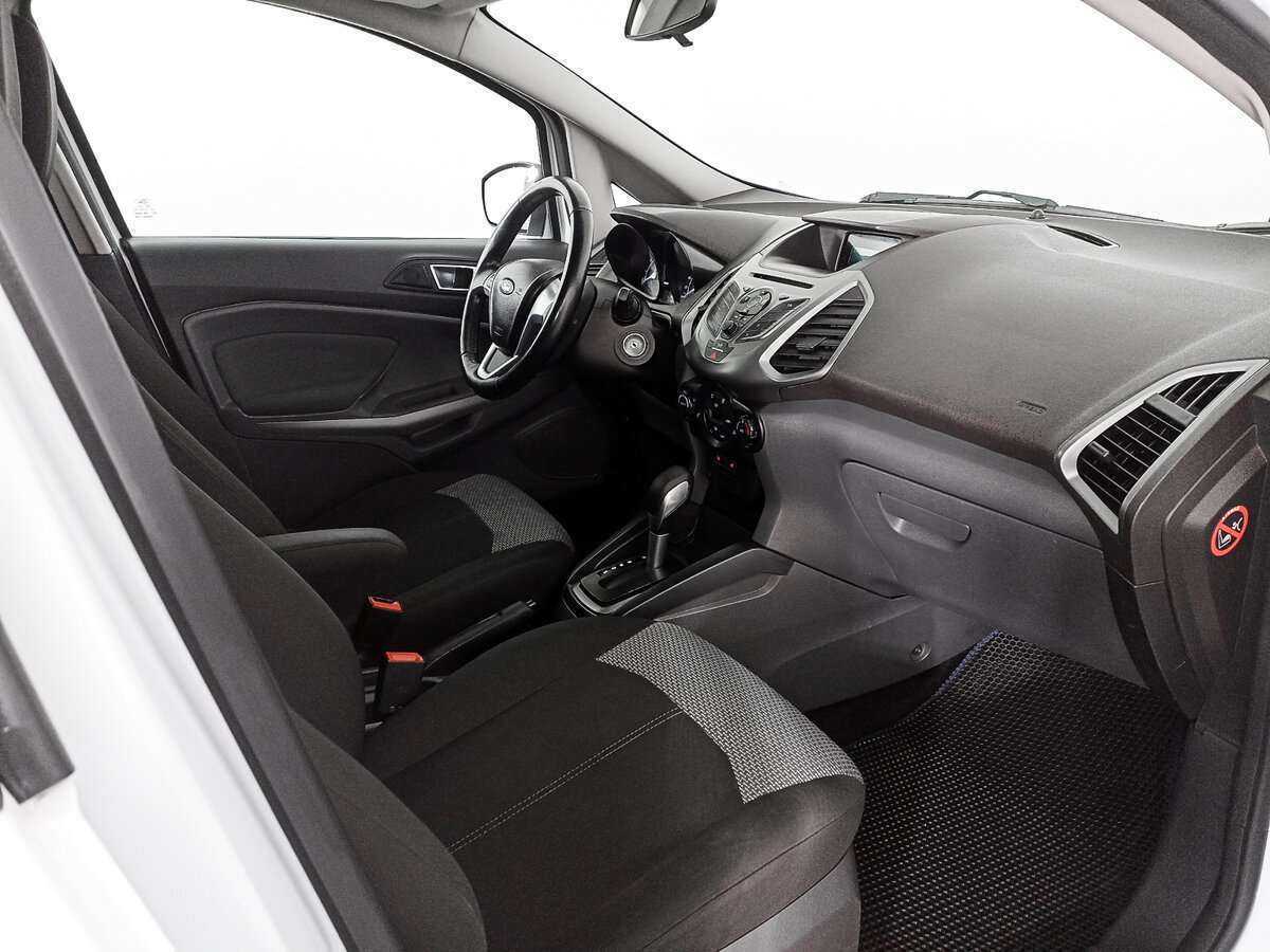 Ford EcoSport с пробегом — 2015 год. Фото: #6